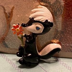 Vintage Figural Enamel Whimsical Skunk Brooch  circa 1950’s